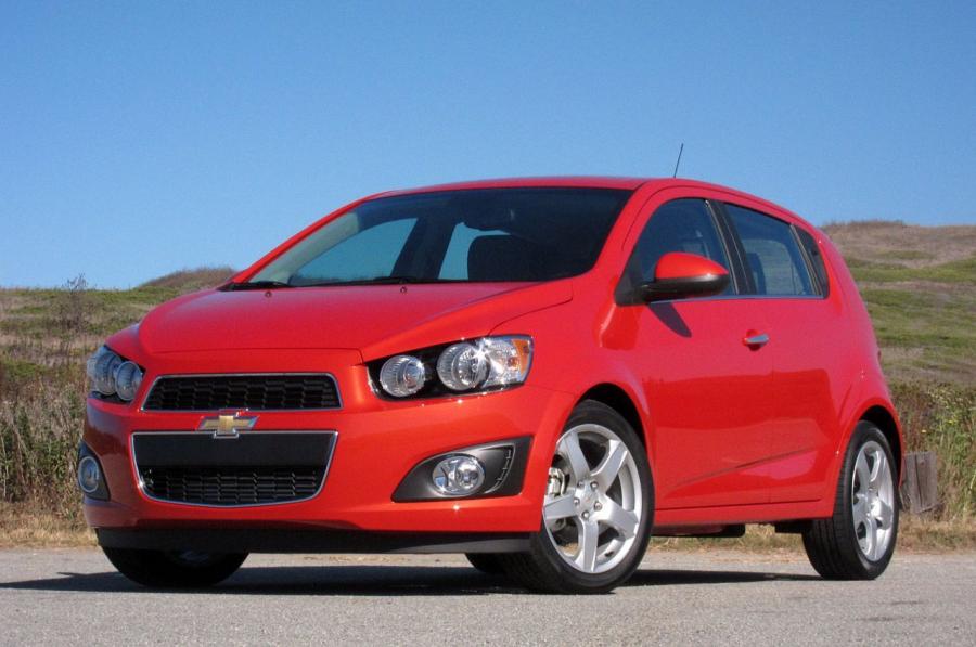  Chevrolet Sonic 2012 года  (фото 62 из 66)
